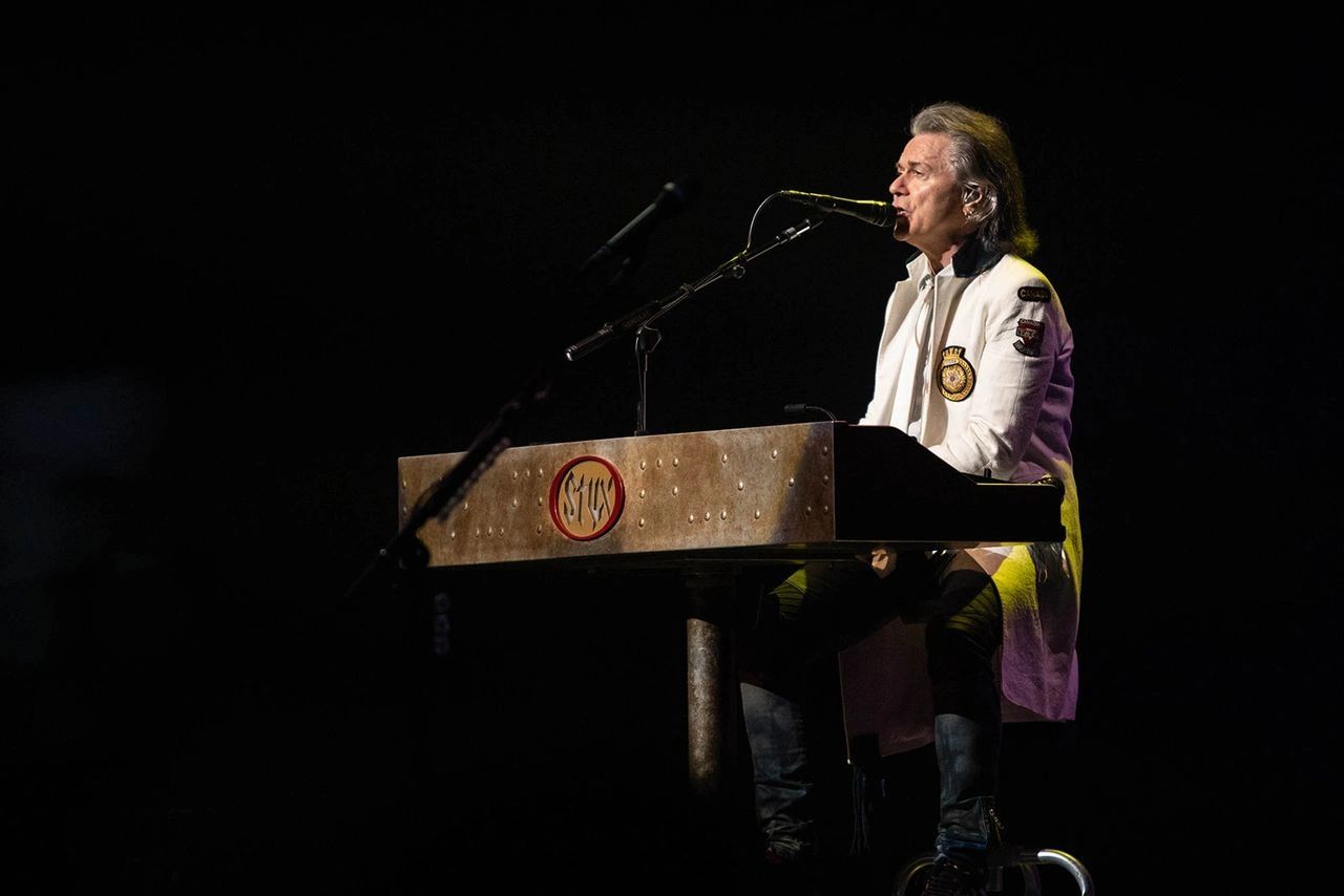 Lawrence "sailing away" at DPAC in Durham, NC on 8/11/21. Picture credit: I'm Music Magazine Contributing Photographer Keegan Divant